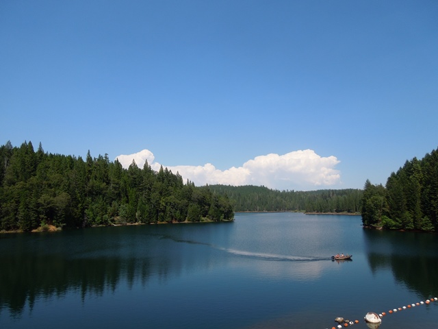 Peachy Hiker: Sugar Pine Reservoir: Hikes, Fishing, Boating, Camping
