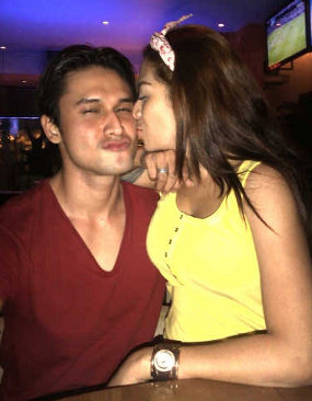 Artis Bugil Cerita Panas Cerita Sex Lain-Lain Sedarah Sex Umum Umum