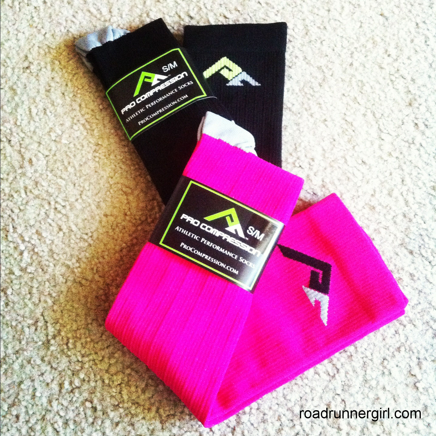 Road Runner Girl Pro Compression Marathon Sock Review and Giveaway!