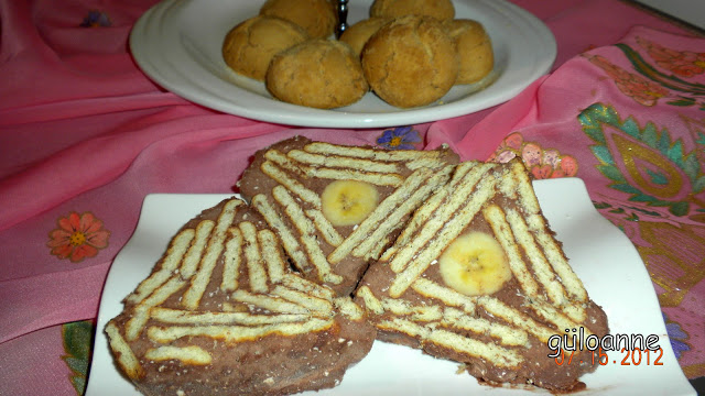 WAFFLEDEN KREMŞANTİLİ PASTA WAFFLEDEN KREMŞANTİLİ PASTA