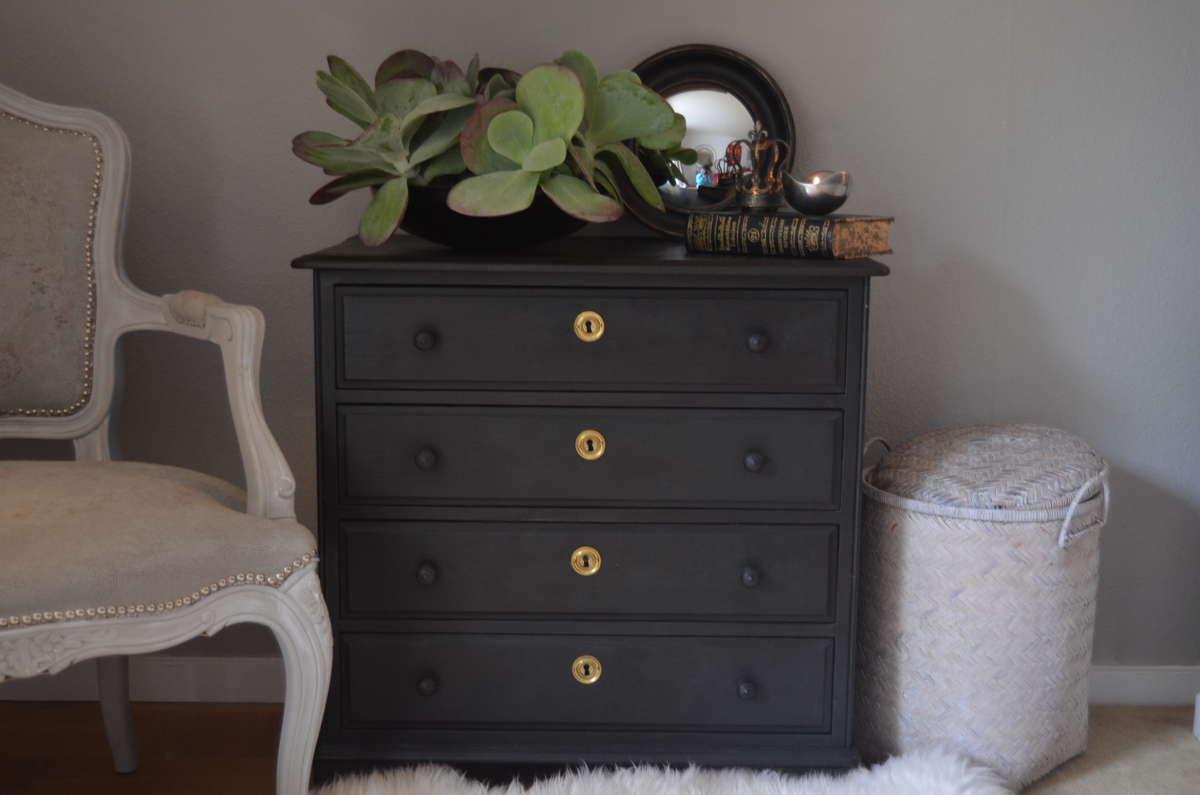 12 Beautiful and Unique Storage Little House of Four