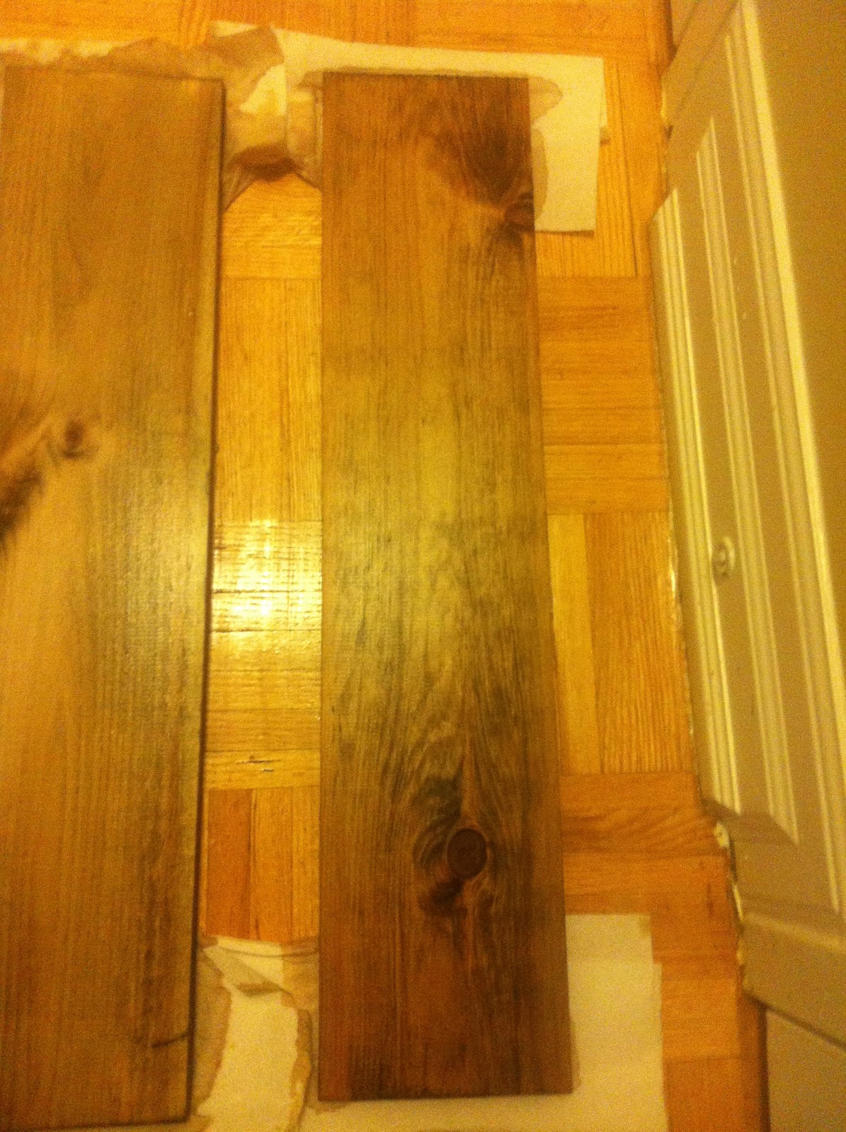 La Vie en Blanche Naturally Stained Pine Shelves