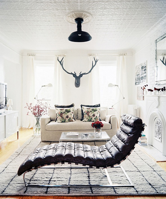 LOVE OR NOT: Faux taxidermy on wall | Image by Patrick Cline via Lonny