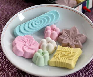 Kue-Kue Cantik Khas Kanazawa Memikat Turis Wanita Kue-Kue Cantik Khas Kanazawa Memikat Turis Wanita