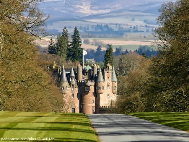 CASTELO DE GLAMIS - ESCÓCIA - GLAMIS CASTLE SCOTLAND - DUNDEE - ANGUS CASTELO DE GLAMIS - ESCÓCIA - GLAMIS CASTLE SCOTLAND - DUNDEE - ANGUS