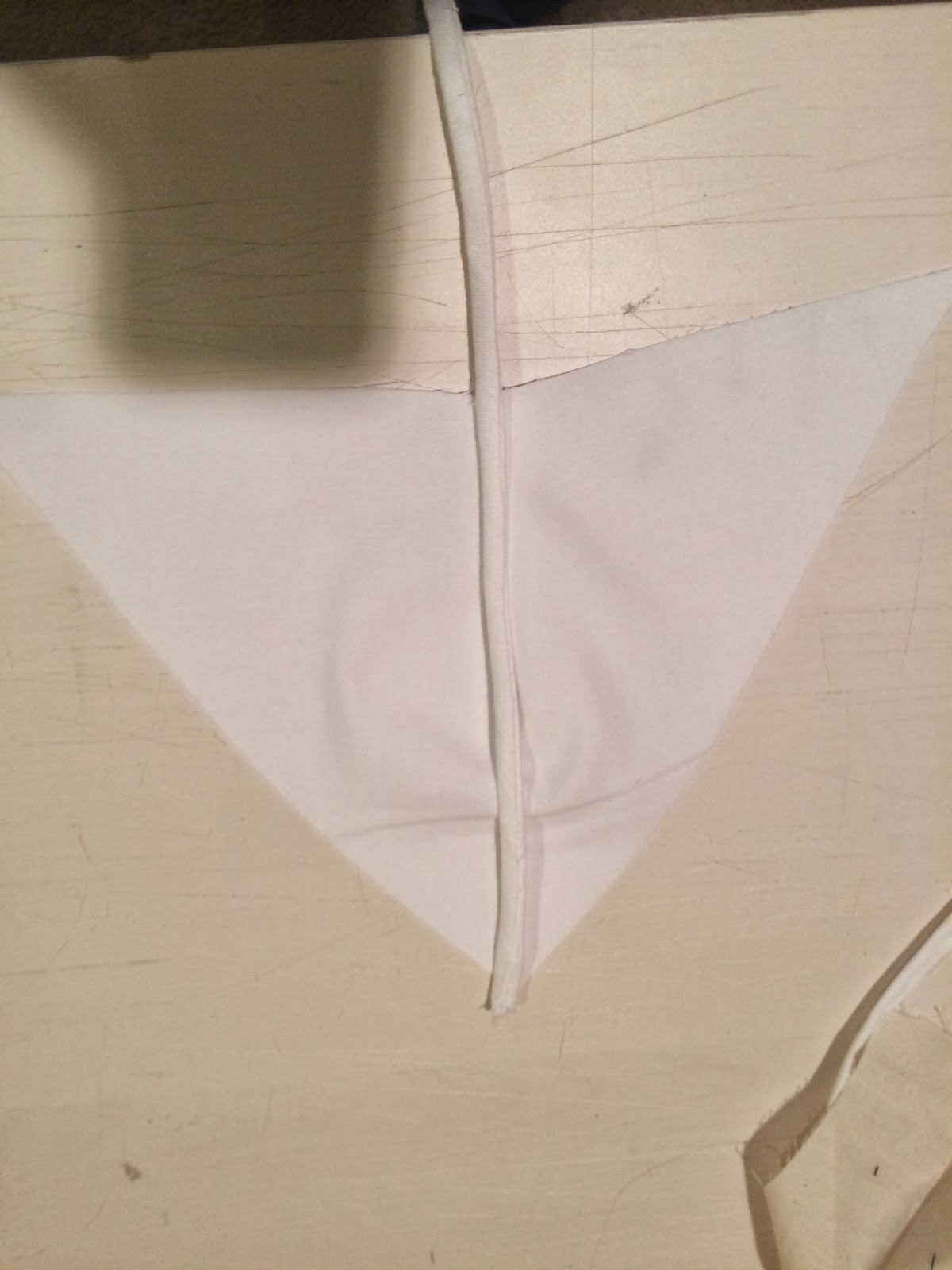 Needles and Fashion DIY Scuba Bra / Tiangle Top Cropped