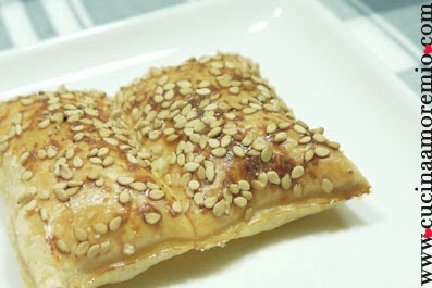 salatini al sesamo e parmigiano