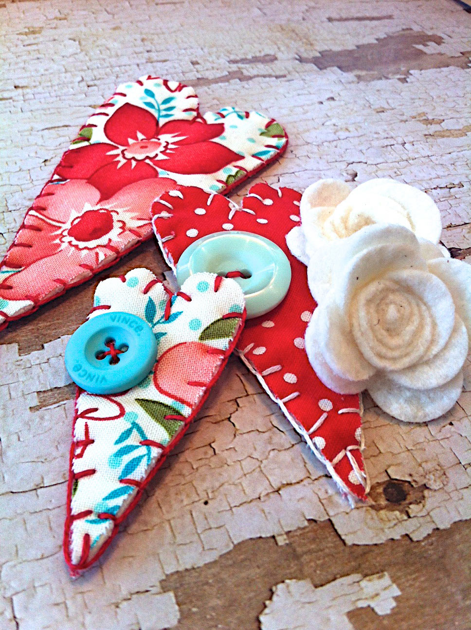 Sizzix Die Cutting Inspiration and Tips Fabric embellishments...