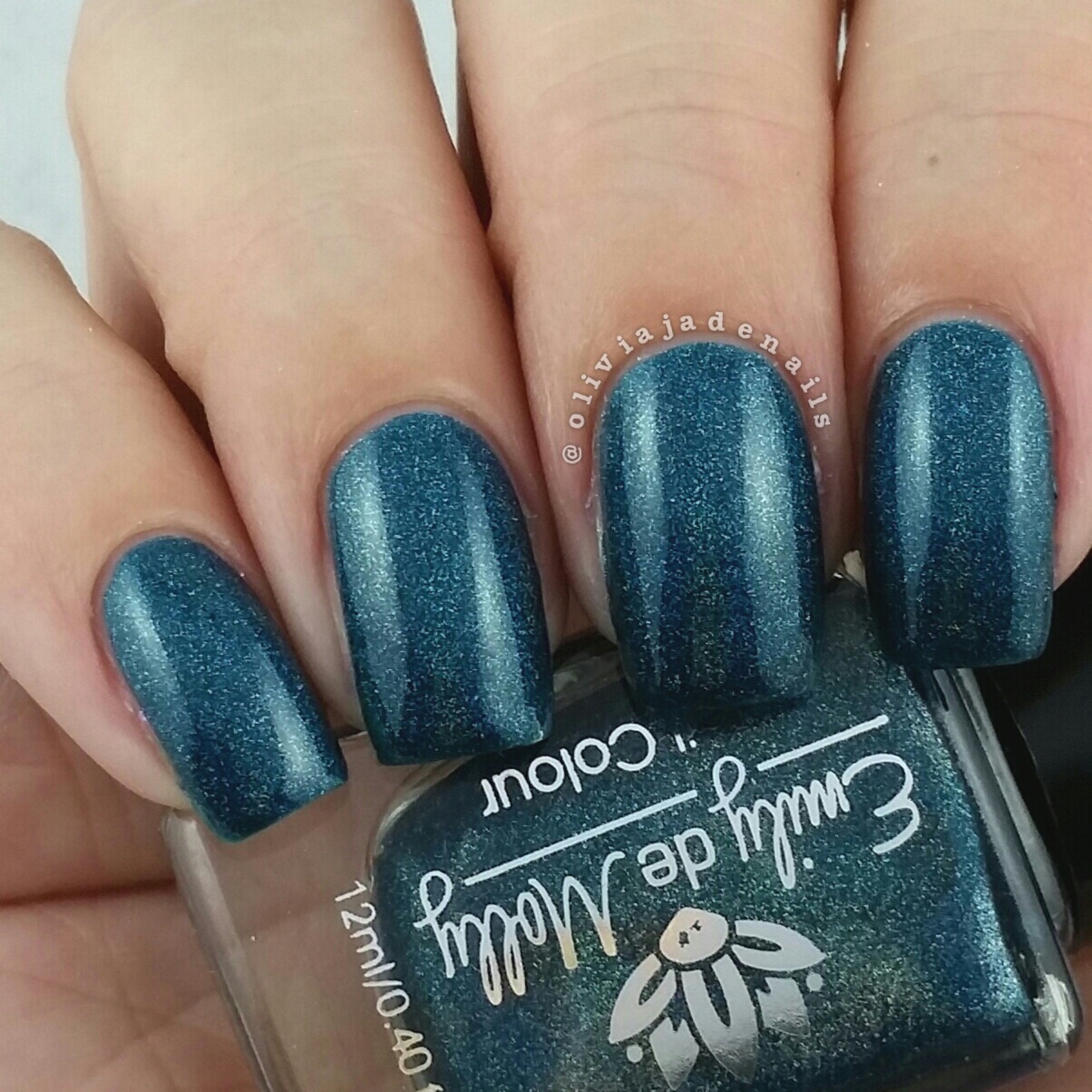 Emily de Molly Fixed Course swatched by Olivia Jade Nails
