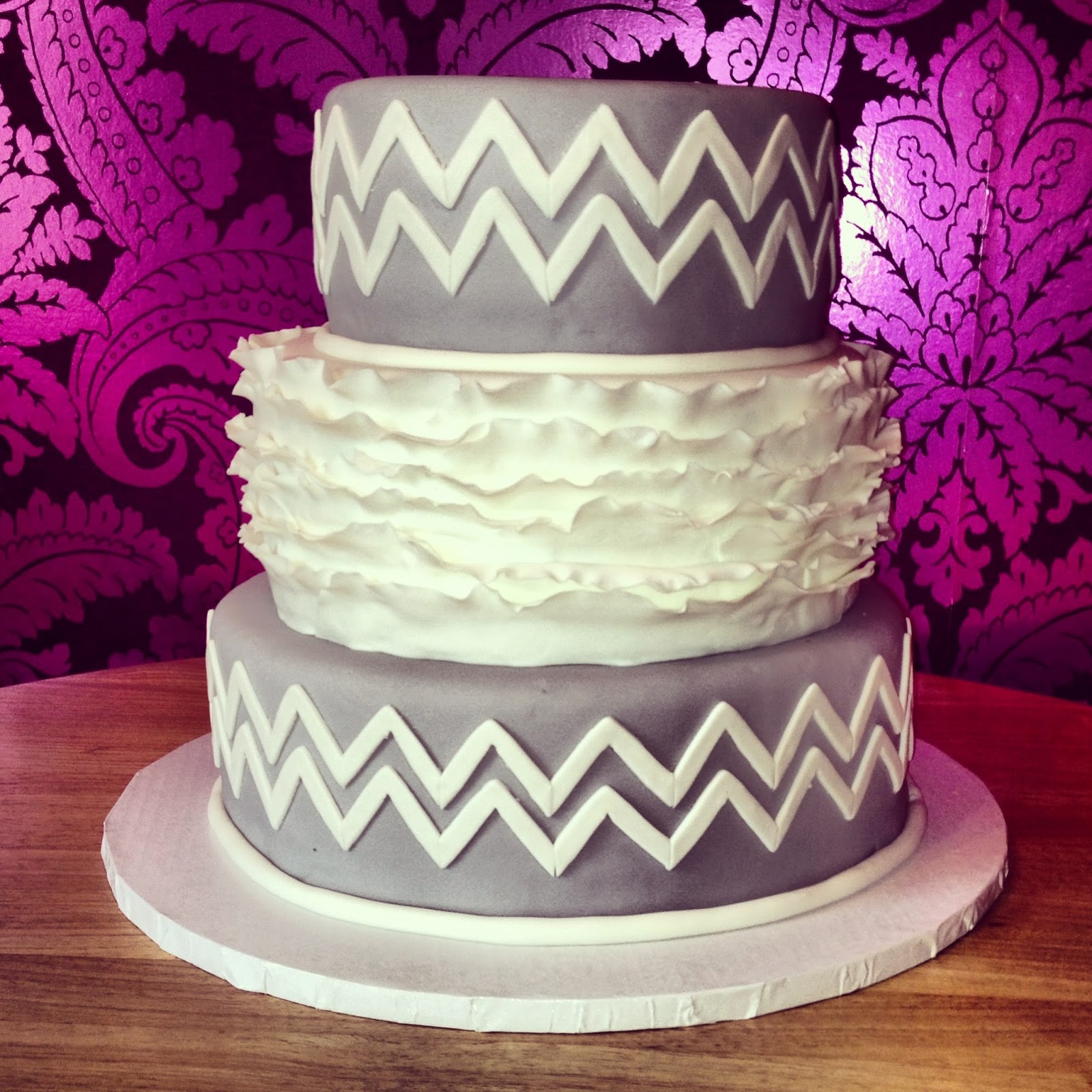 Budget Friendly Wedding Cake Solutions Partyspace