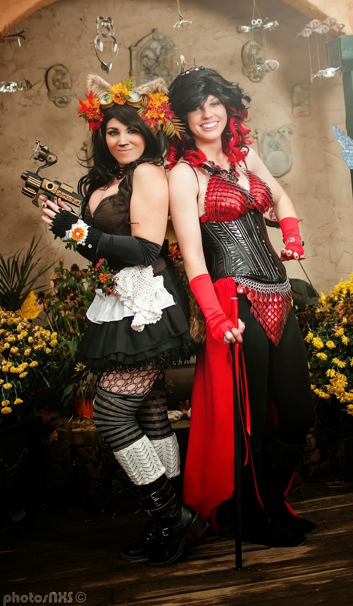 duo de cosplay féminin très sexy steampunk 