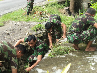 KORAMIL-14/MDK DIM 0725/SRAGEN MELAKSANAKAN GERNAS INDONESIA BERSIH