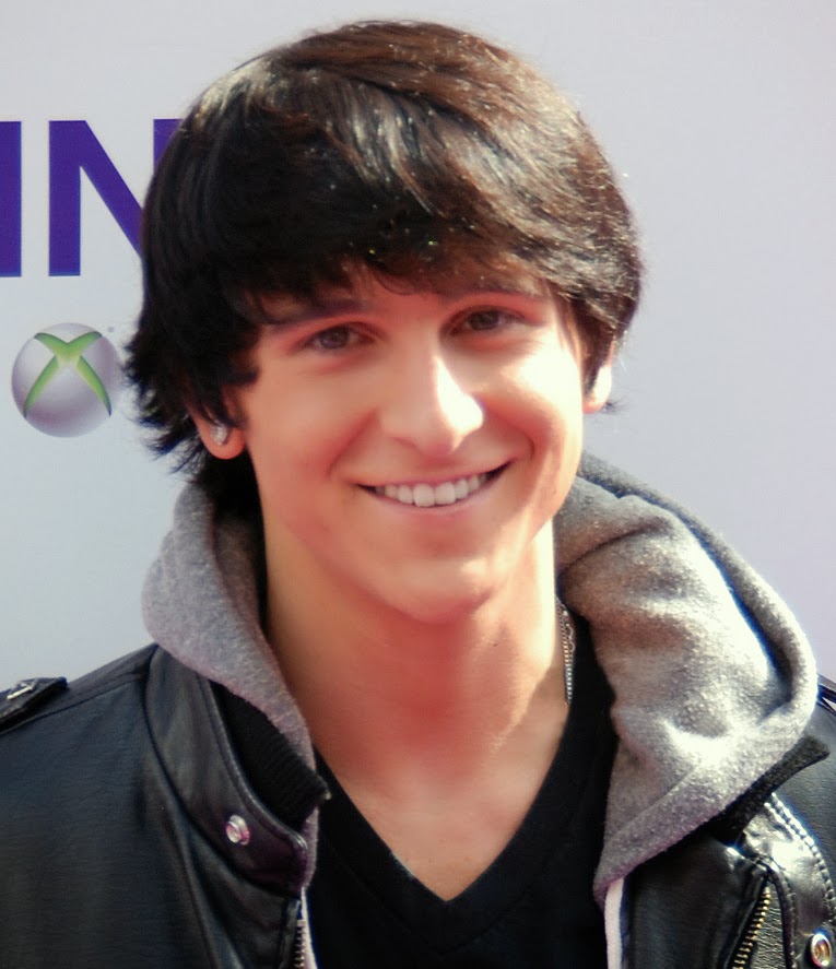 Mitchel Musso Smoking Twoj Doktor
