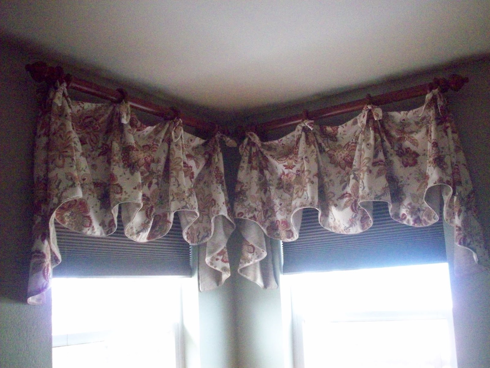 Karen Ann's Window Treatments Corner Windows..........