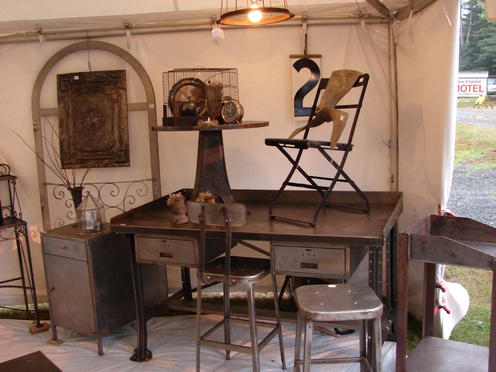 time worn interiors: Workin, Workin, Workin