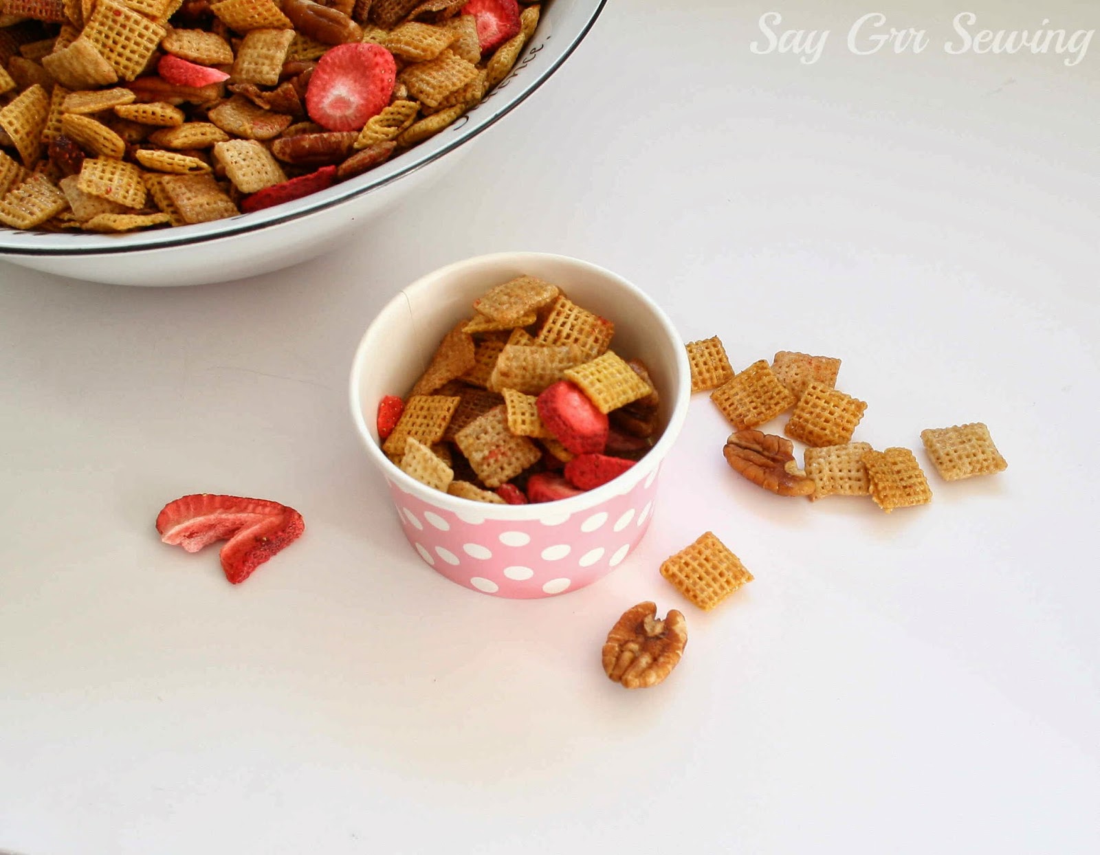 Say Grr Sewing StrawberryMaple Chex Mix