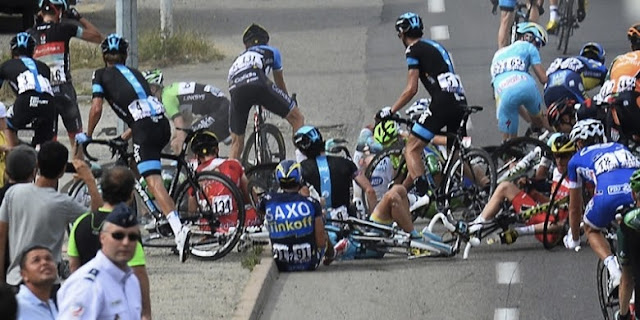 Bertabrakan Menjelang Finis Etape Pertama Tour de France Finis Etape Pertama Tour de France