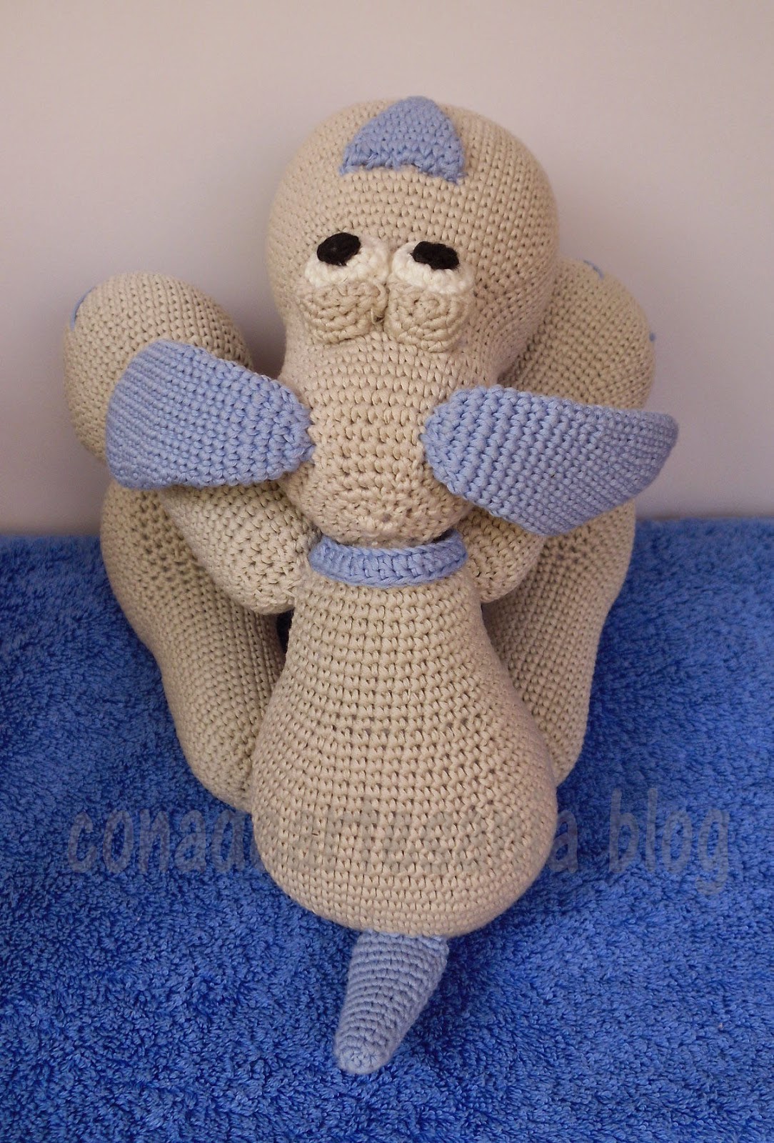 con A de artesan?a: Amigurumi perrito Leopoldo