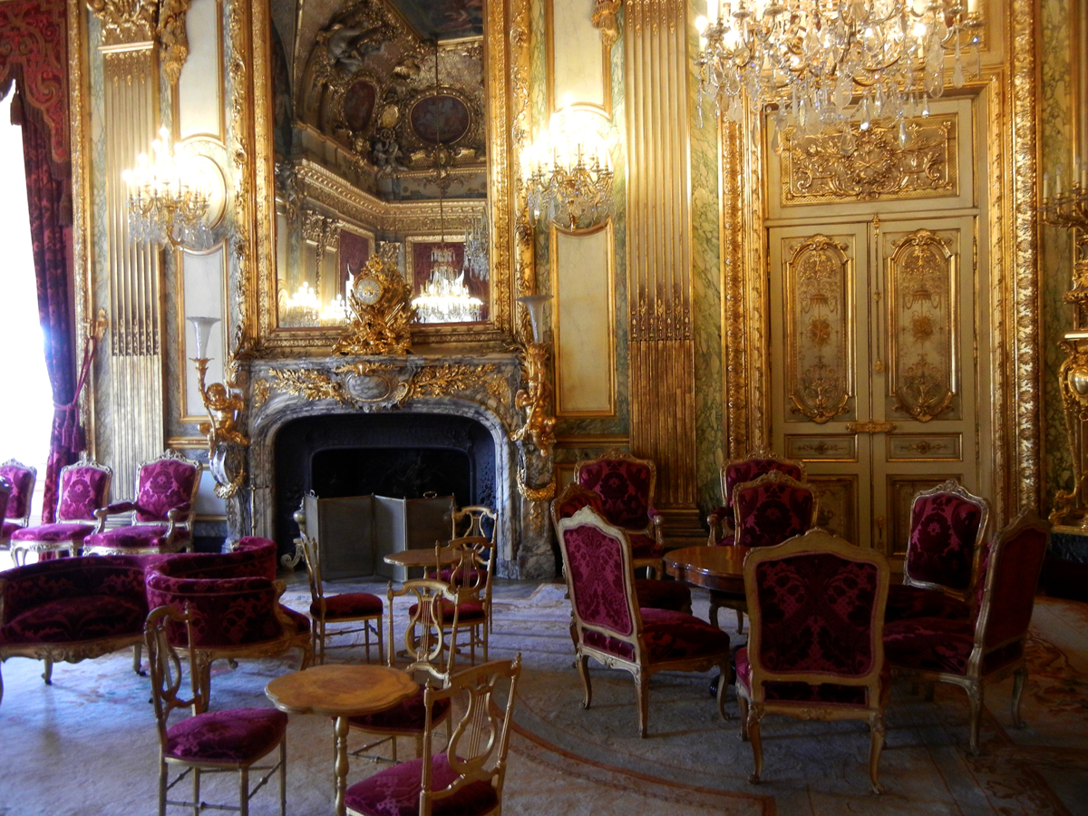 A Painter in Paris Napoleon Apartments