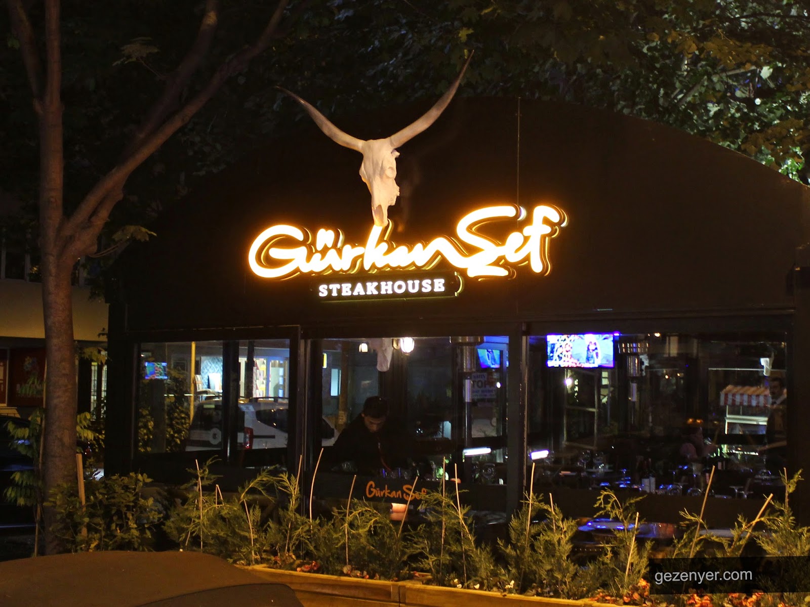 Karşınızda et�in jönü, Gürkan Şef Steakhouse gezenyer