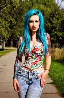 blue hair girl corset 