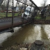 <strong>DESTRUYE UN PUENTE POR NO SABER CUANTOS KILOS SON SEIS TONELADAS</strong>