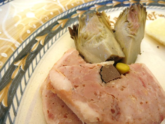 Chicken galatine with truffles Chicken galatine with truffles