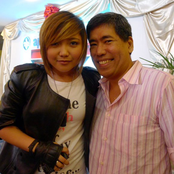 06/01/12 - of apples & lemmons - It comes in 3s: Charice Pempengco Charise+&+moi