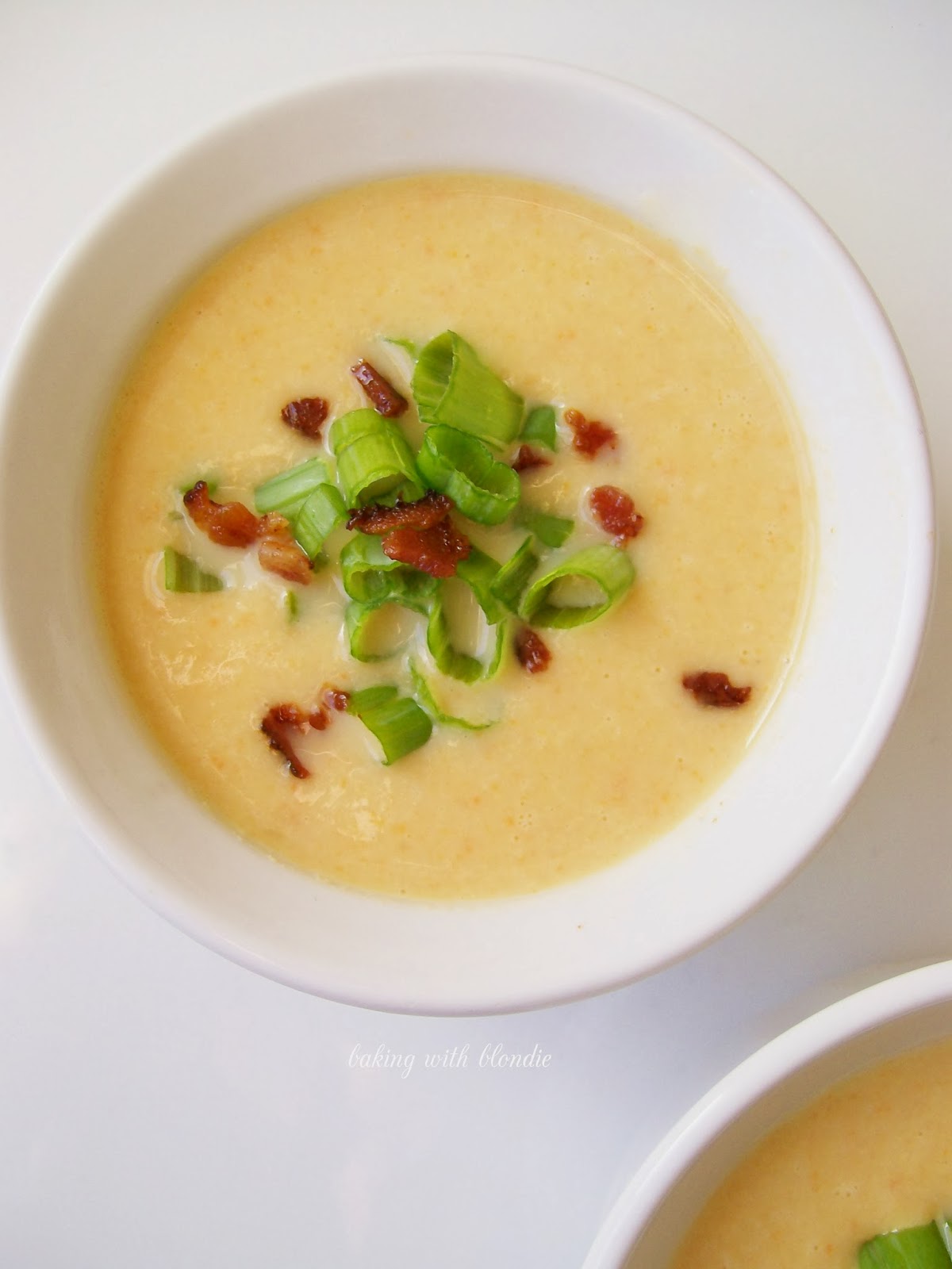 Slow Cooker Cauliflower Soup with Cheddar and Bacon