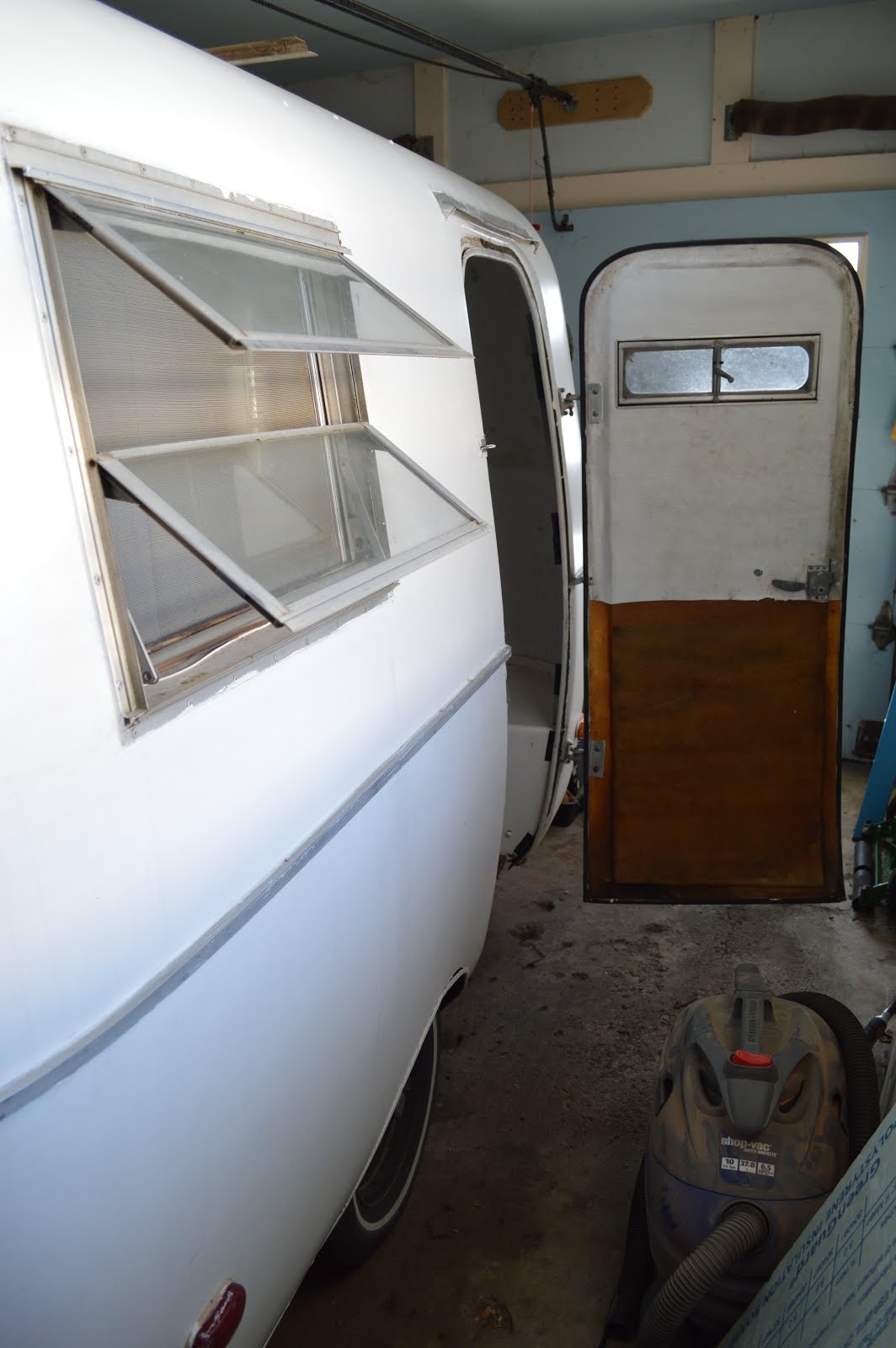 1975 Scamp Renovation Getting it home on 20 year old tires