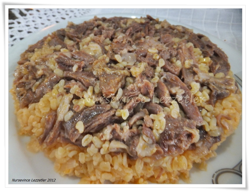 Etli Bulgur Pilavı Tarifi Yemek Tarifleri