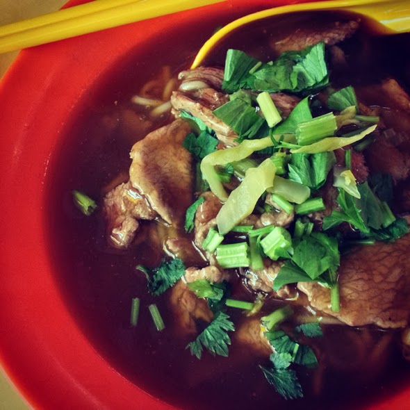 singapore beef noodles singapore hawker center food