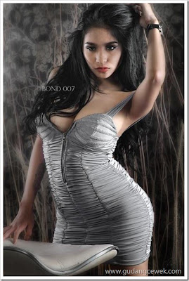 Foto Hot Gadis Model Pamer Susu Montok Nadia Ervina (bibie) Foto Hot Gadis Model Pamer Susu Montok Nadia Ervina (bibie)