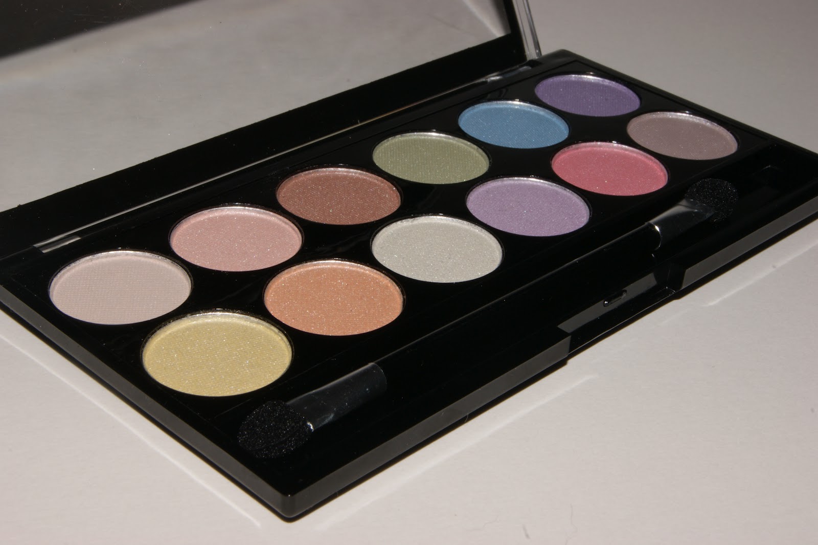 MUA eyeshadow palette SUPERDRUG £4