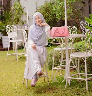Simple style hijab for weekend