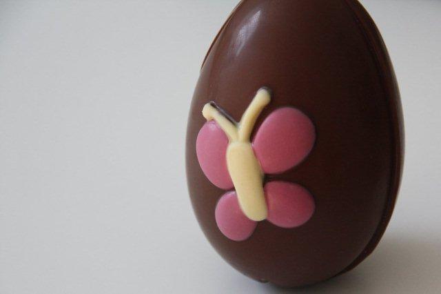Huevo de Pascua de chocolate