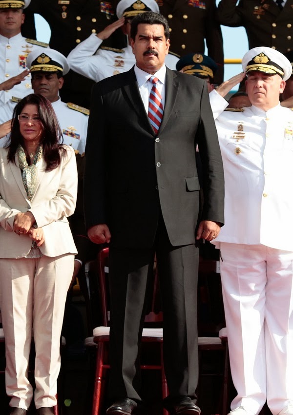 Celebrity Heights | How Tall Are Celebrities? Heights of Celebrities: How Tall is Nicolás Maduro?