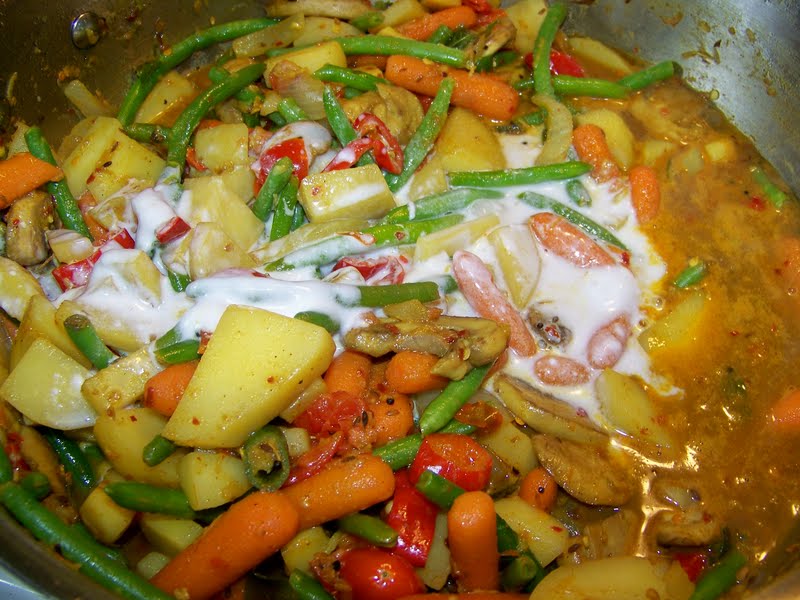 Kitchen Simmer: Vegetable Korma - Vegan Indian Side Dish