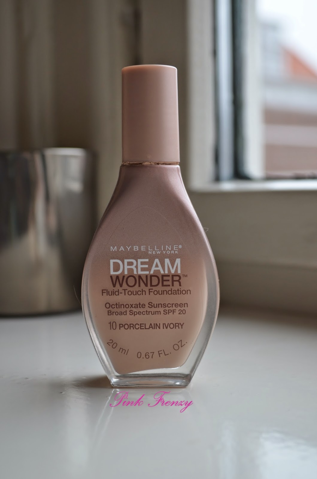 How to apply foundation perfectly by yourself How to apply foundation perfectly by yourself