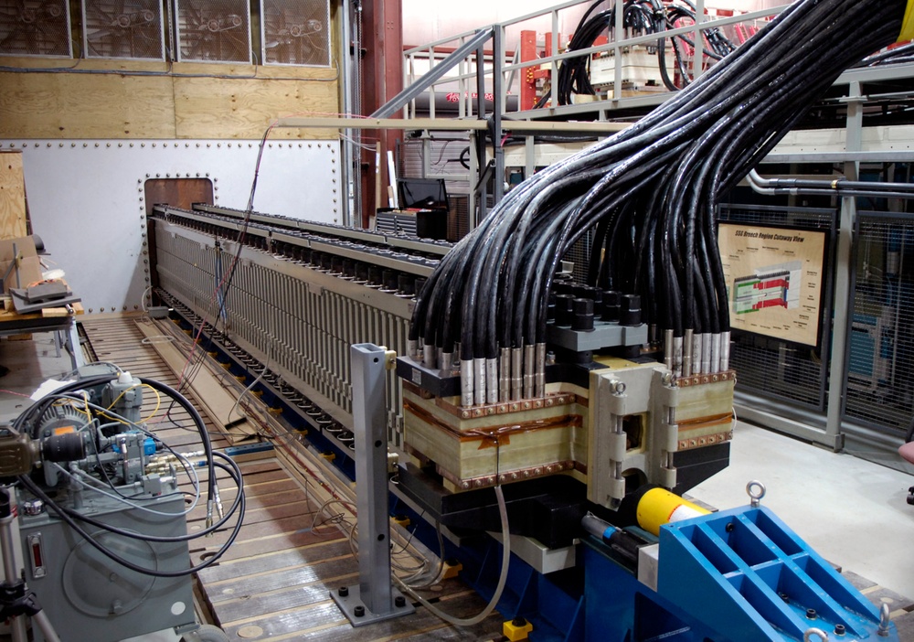 Pasele, pasele si hay.