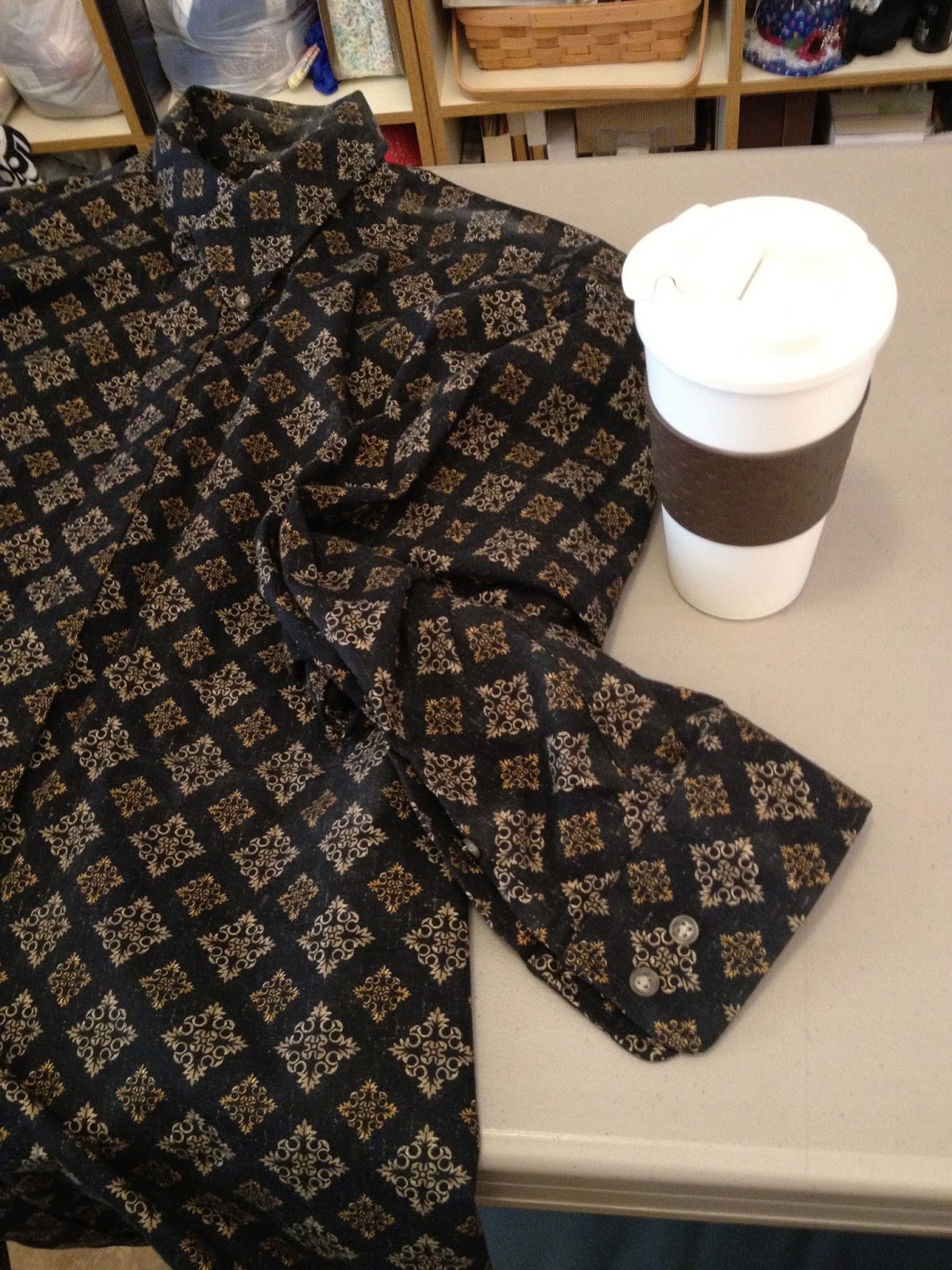 Handiworking: Sew a Coffee Cup Cuff :: Tutorial