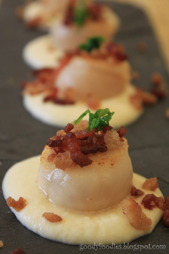 goodyfoodies i cooked pan seared scallops with cauliflower puree scallops menus
