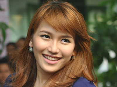 Foto bugil Ayu Ting Ting tanpa Sensor