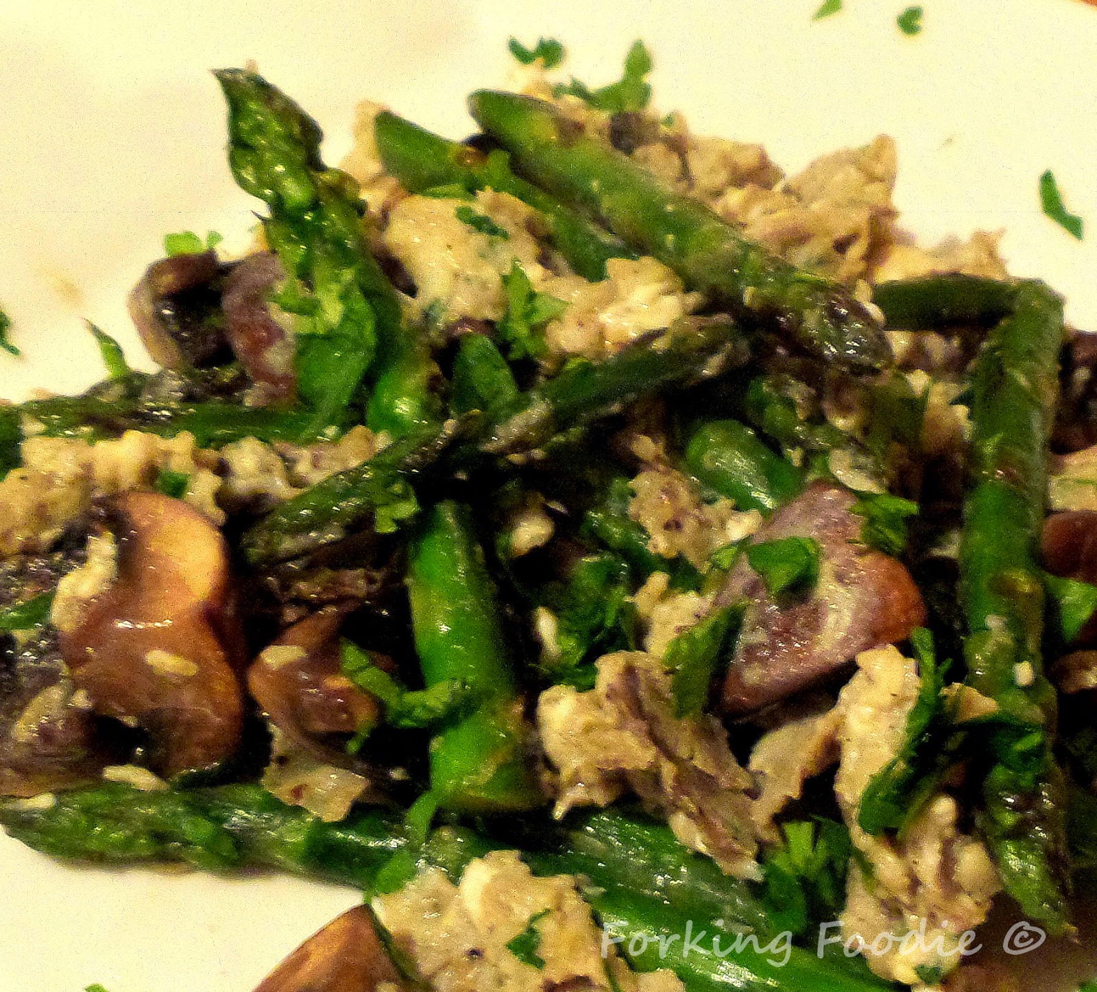 Forking Foodie Spanish Scrambled Eggs with Asparagus and Prawns (or