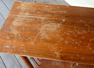 DIY fix scratches in wood furniture