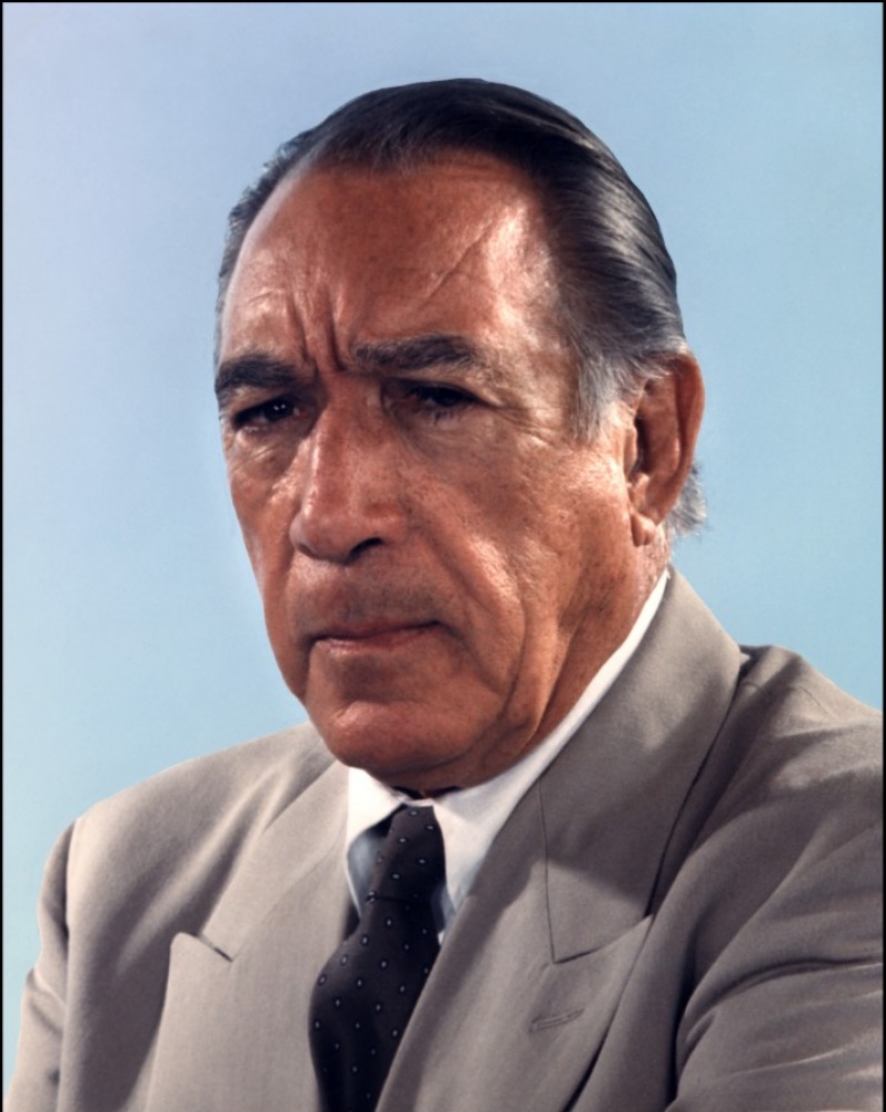 Anthony Quinn Photos
