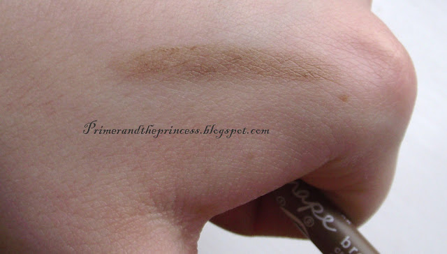 Maybelline Master Shape Brow Pencil Review - Dark Blond Swatch Maybelline Master Shape Brow Pencil Review - Dark Blonde Swatch