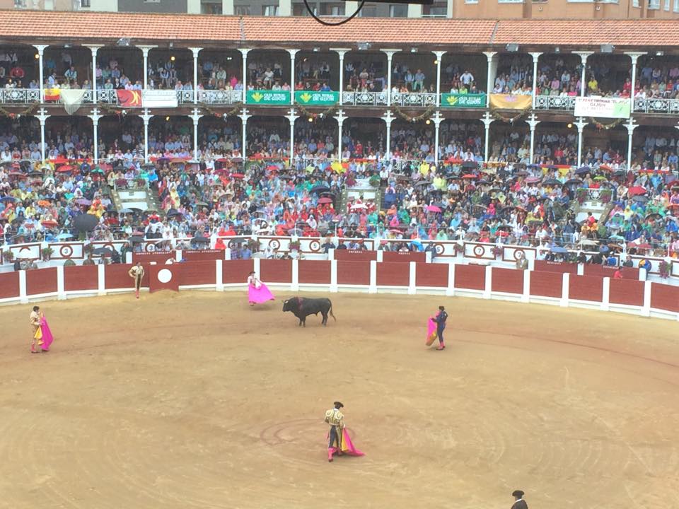 GIJON CORRIDA DE TOROS