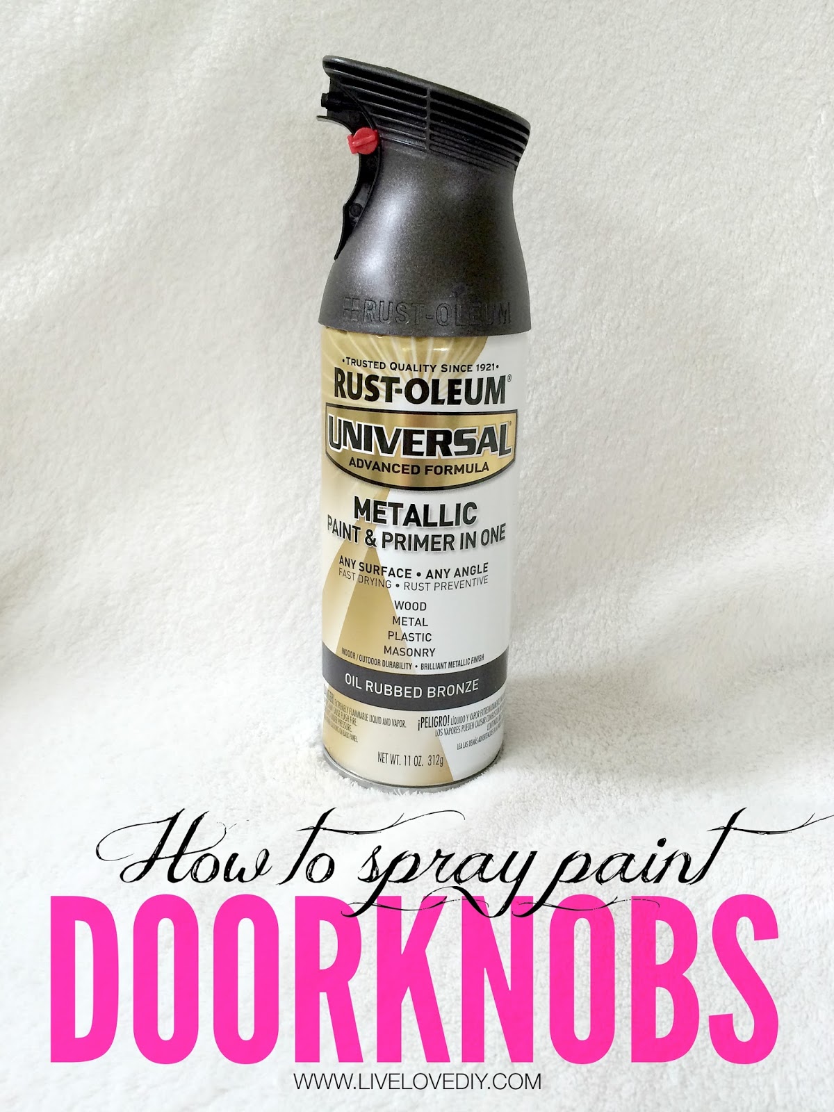 Livelovediy How To Update Old Brass Doorknobs With Spray Paint