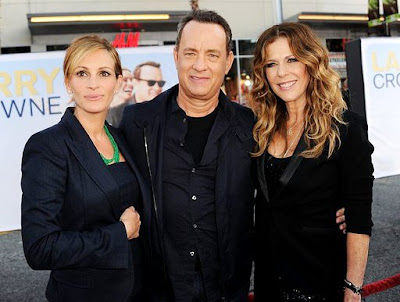 Tom Hanks came alone. tom hanks daughter elizabeth hanks. Tom Hanks came alone.